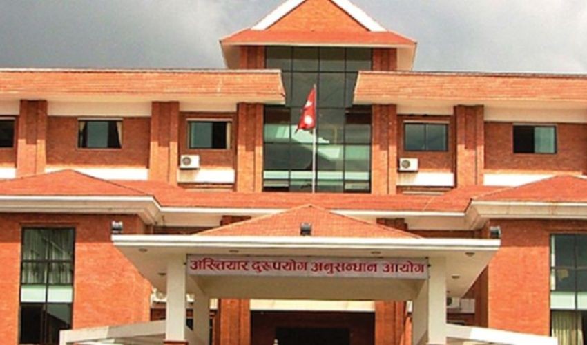 एमालेबाट निर्वाचित जीतपुरसिमराका वडाध्यक्ष घुस रकम सहित पक्राउ