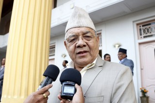 बामदेव गौतम एमालेमै