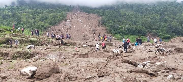अपडेटः सिन्धुपाल्चोक पहिरोमा मृत्यु हुने ९ जनाको पहिचान खुल्यो