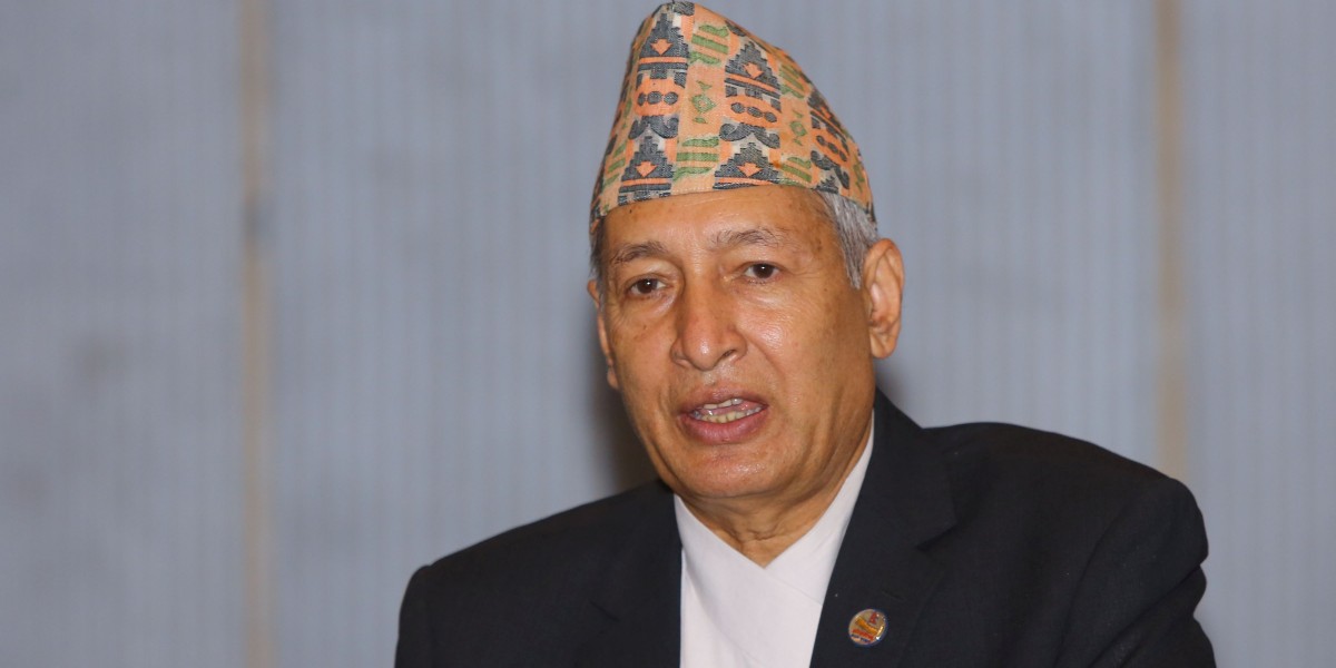 मन्त्रीसरह सुविधा दिएर डा.युवराज खतिवडा बालुवाटारमै
