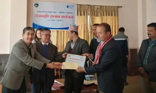दैनिकीन्युजकर्मी कार्कीसहित १४ पत्रकार लेखनवृत्ति सम्मानबाट सम्मानित