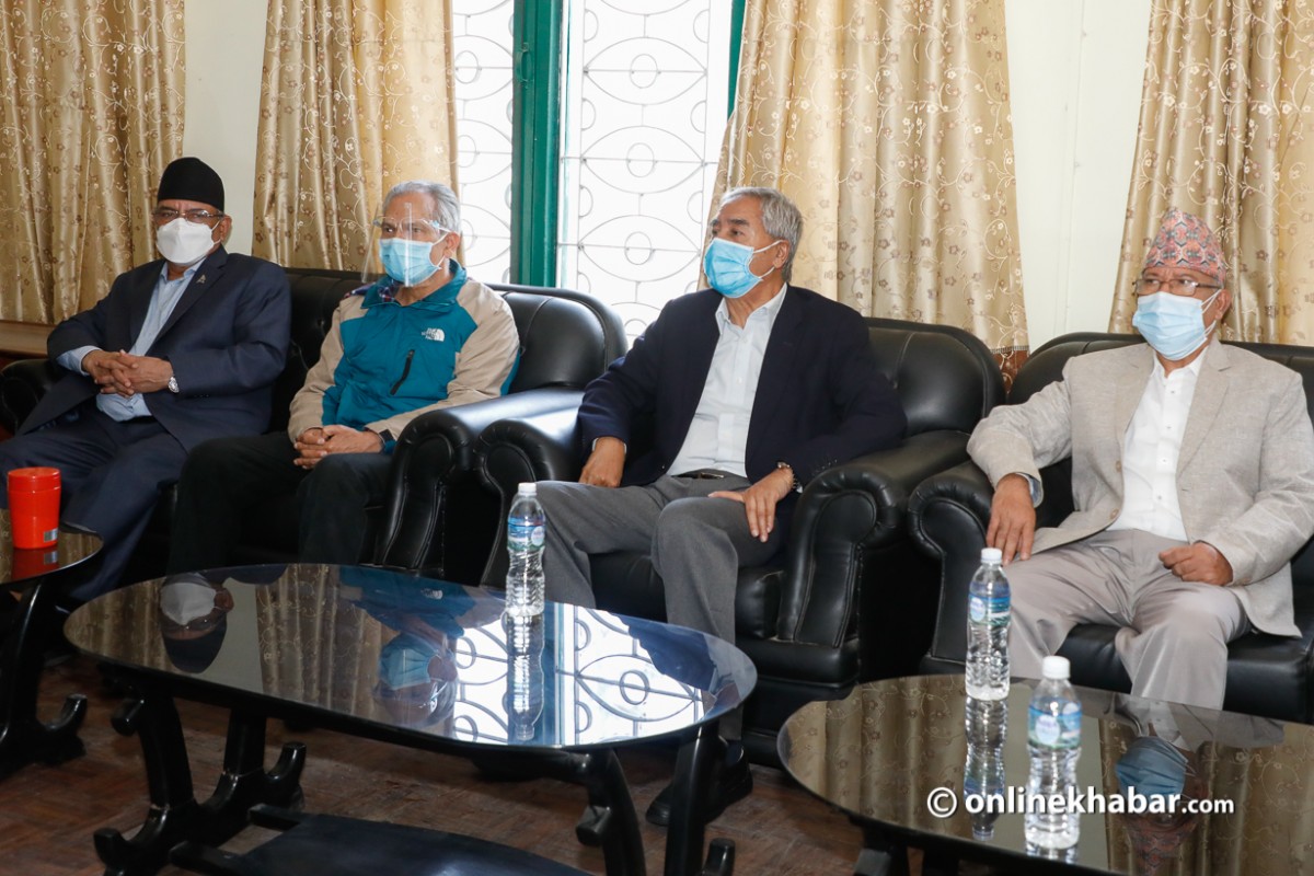 माधवसहितका ५ दलीय गठबन्धनले ओली सरकारलाई दिए यस्तो चेतावनी