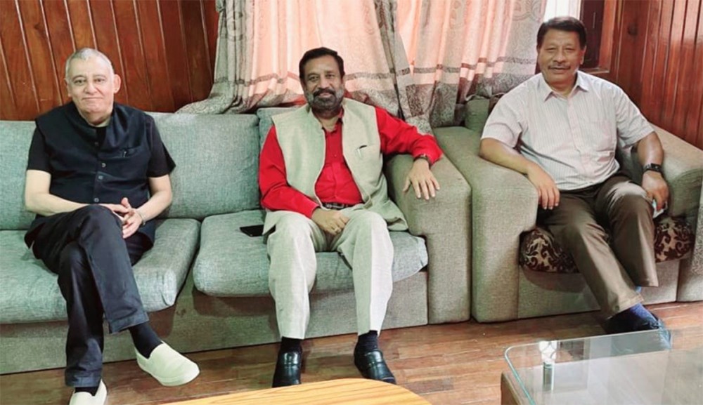 ३ नेतापुत्रको भेट, को होला साझा सभापति उम्मेदवार