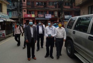 ललितपुरमा बजार अनुगमन तीब्र, कैफियत देखिएका १९ व्यवसायीलाई कारबाही