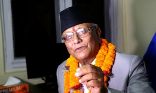 प्रधानमन्त्री देउवाले गरे उद्योगमन्त्री हमालको राजीनामा स्वीकृत