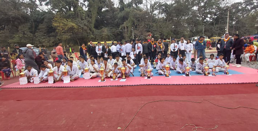 खेलका क्रममा घाइते हुने नगरवासीहरुलाई सहयोग गर्ने गोदावरीका नगरप्रमुख घोषणा