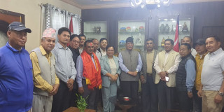 एमालेबाट निर्वाचित ललितपुर महानगरका वडाअध्यक्ष माओवादी केन्द्रमा प्रवेश