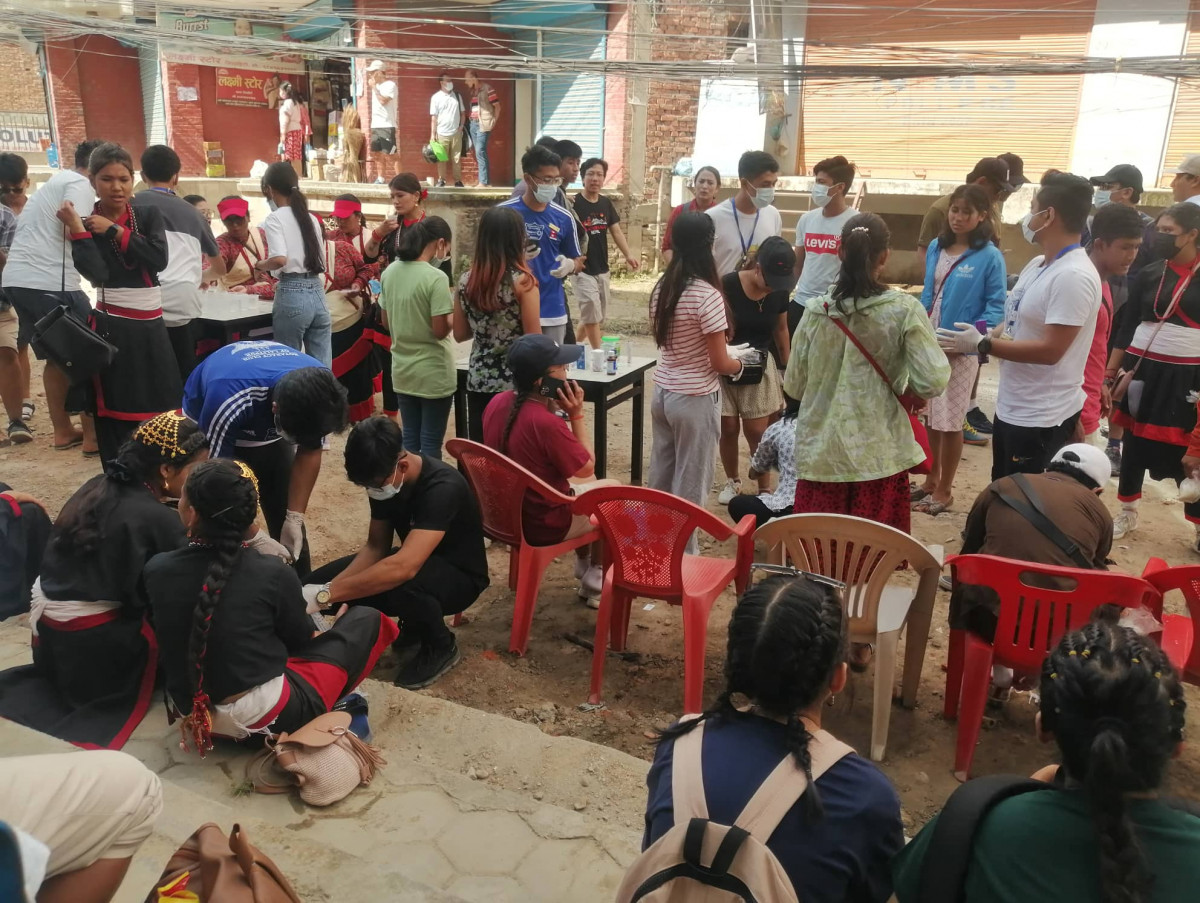 रोटरी क्लब ललितपुरद्वारा एक दिने स्वास्थ शिविर सन्चालन