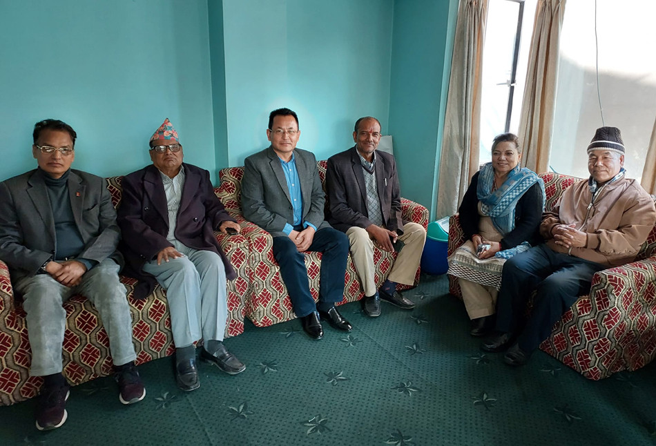 पार्टी एकता गर्न माओवादी र समाजवादीबीच छलफल