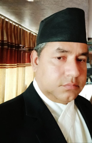 उच्चका एक न्यायाधीश जसका आदेशले राजनीतिक नेपालको कोर्श नै फेरिदियो