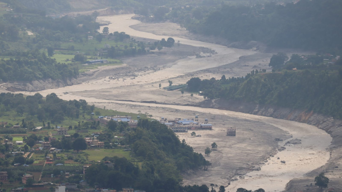 भोटेकोशी बाढी : ९०३ जनाको शव फेला, ४ हजारभन्दा बढी सम्पर्कविहीन
